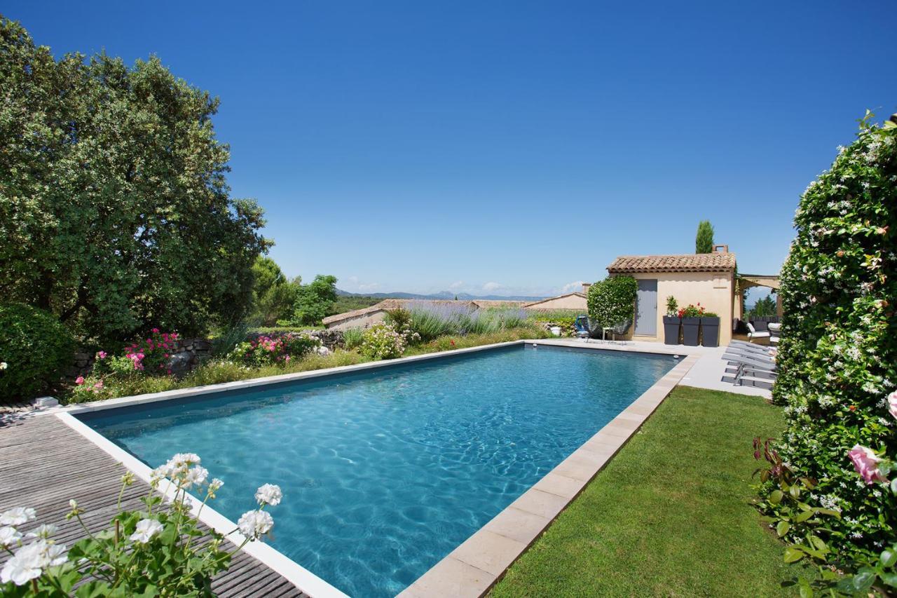 Villa Briali Pont Royal Mallemort Exterior photo